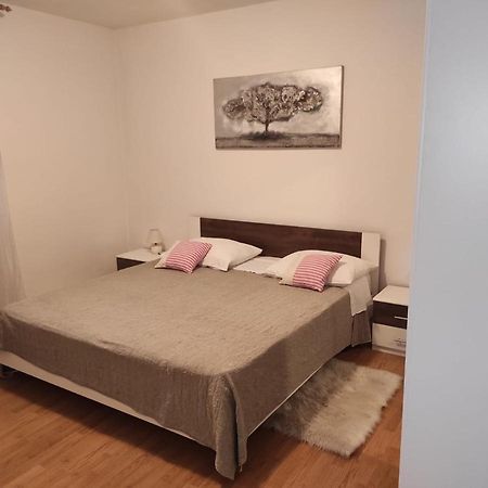 Apartmani Dominik Zadar Bagian luar foto